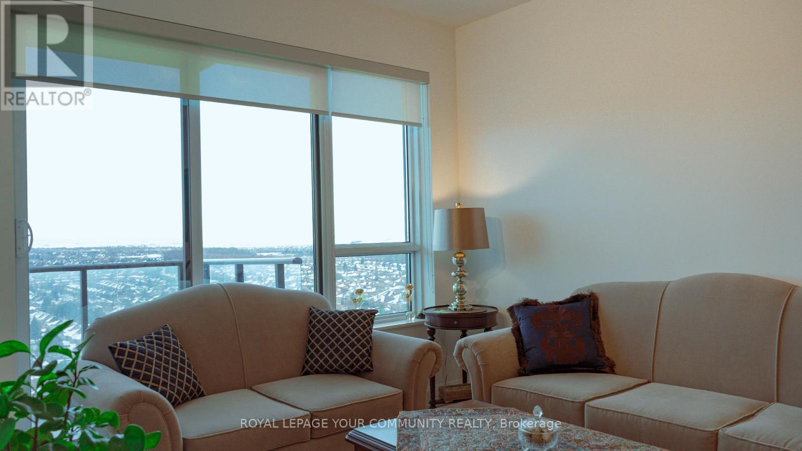 2012 - 12 Ghandi Lane, Markham, Ontario  L3T 0G8 - Photo 6 - N12598778