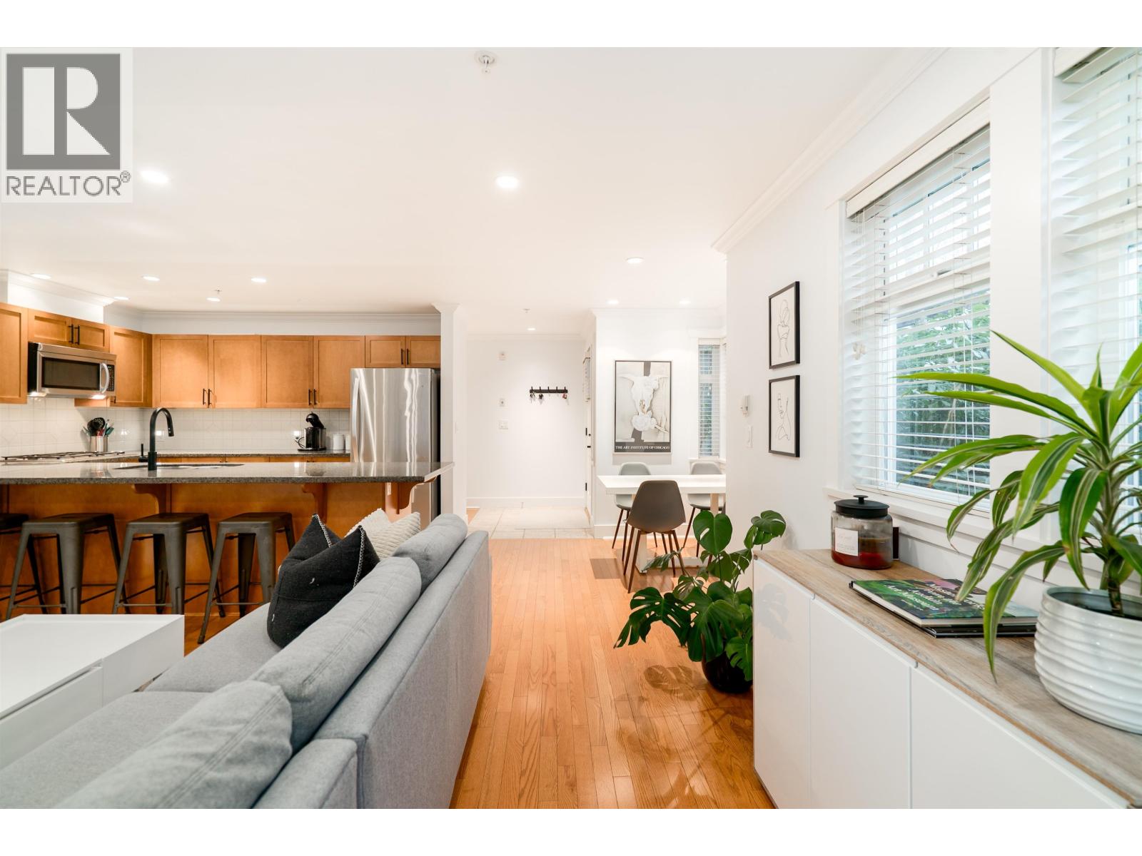 2460 Sasamat Street, Vancouver, British Columbia  V6R 4S8 - Photo 12 - R3071993