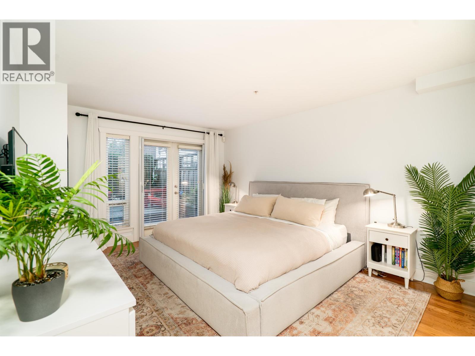 2460 Sasamat Street, Vancouver, British Columbia  V6R 4S8 - Photo 13 - R3071993