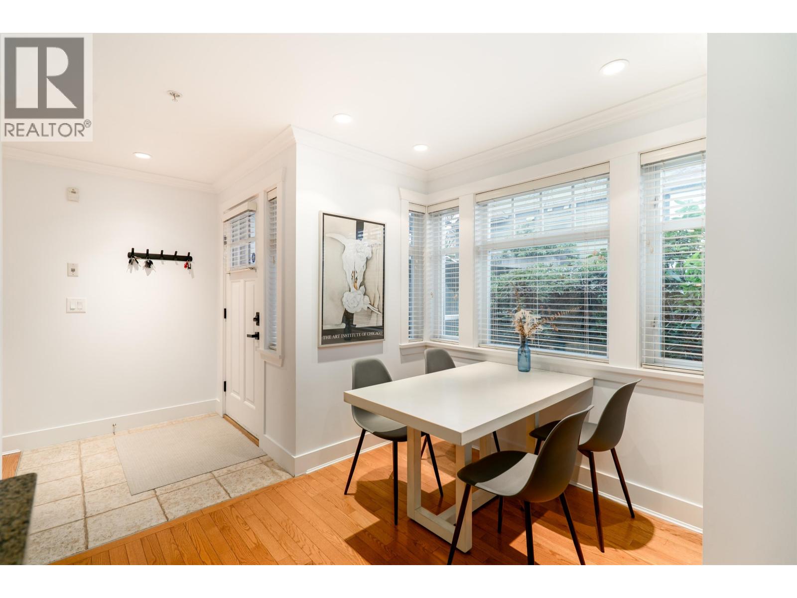 2460 Sasamat Street, Vancouver, British Columbia  V6R 4S8 - Photo 5 - R3071993