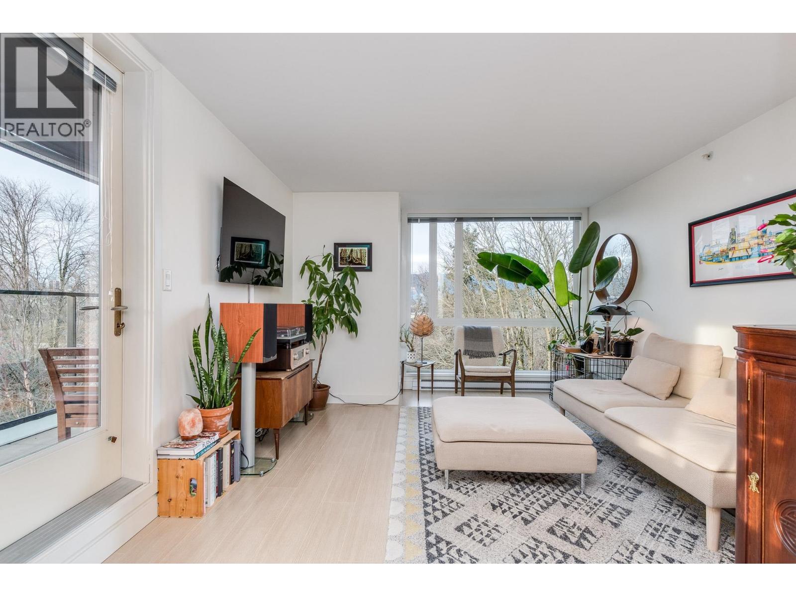 Ph1 562 E 7th Avenue, Vancouver, British Columbia  V5T 1N7 - Photo 6 - R3072003