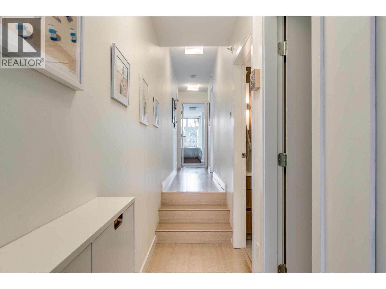 Ph1 562 E 7th Avenue, Vancouver, British Columbia  V5T 1N7 - Photo 9 - R3072003