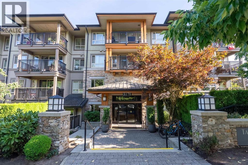 501 3178 Dayanee Springs Boulevard, Coquitlam, British Columbia  V3E 0B9 - Photo 1 - R3072005