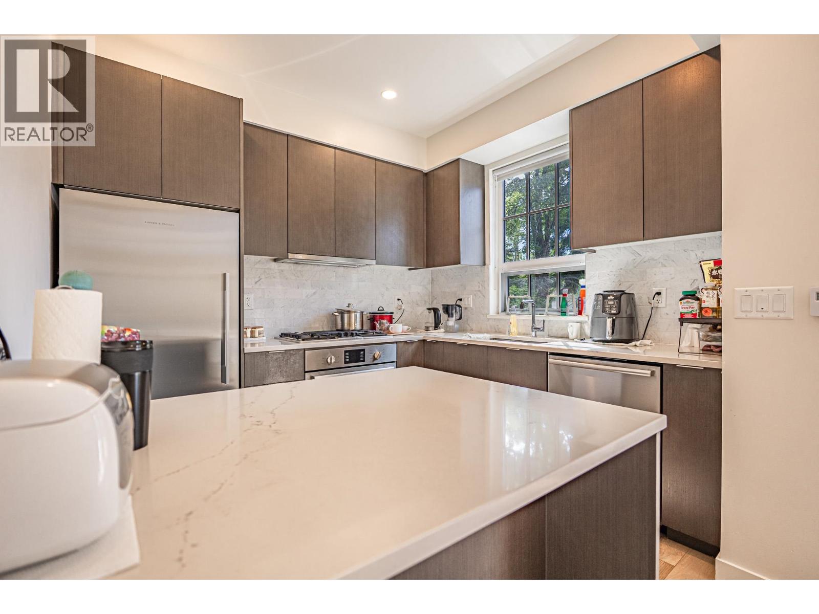 7903 Oak Street, Vancouver, British Columbia  V6P 4A6 - Photo 8 - R3072010