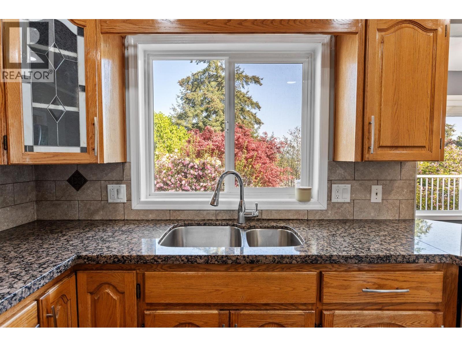 1252 Gateway Place, Port Coquitlam, British Columbia  V3C 5X4 - Photo 12 - R3072009