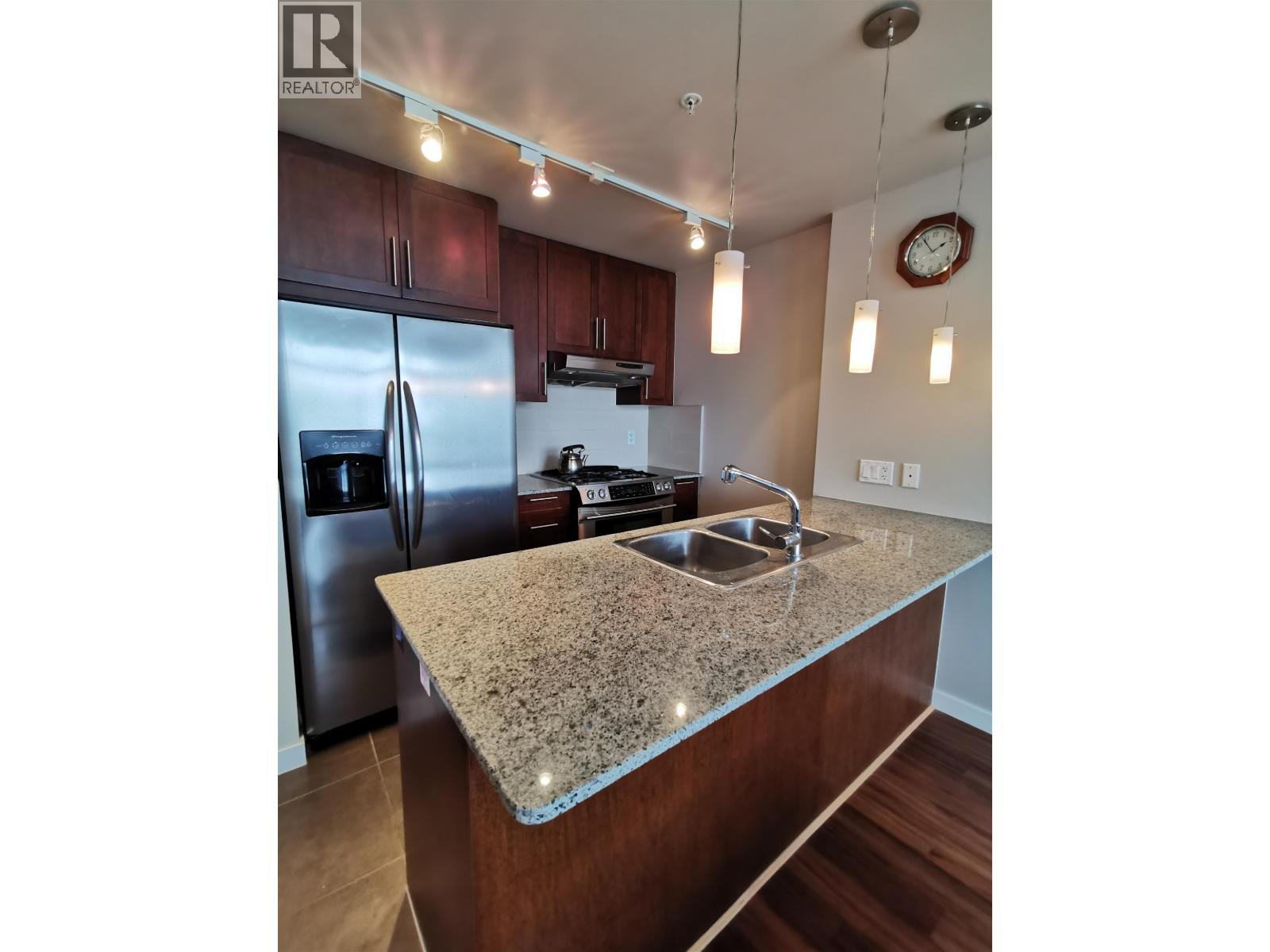 7088 Salisbury Avenue, Burnaby, British Columbia V5E 0A2 - Photo 11 - R3072014