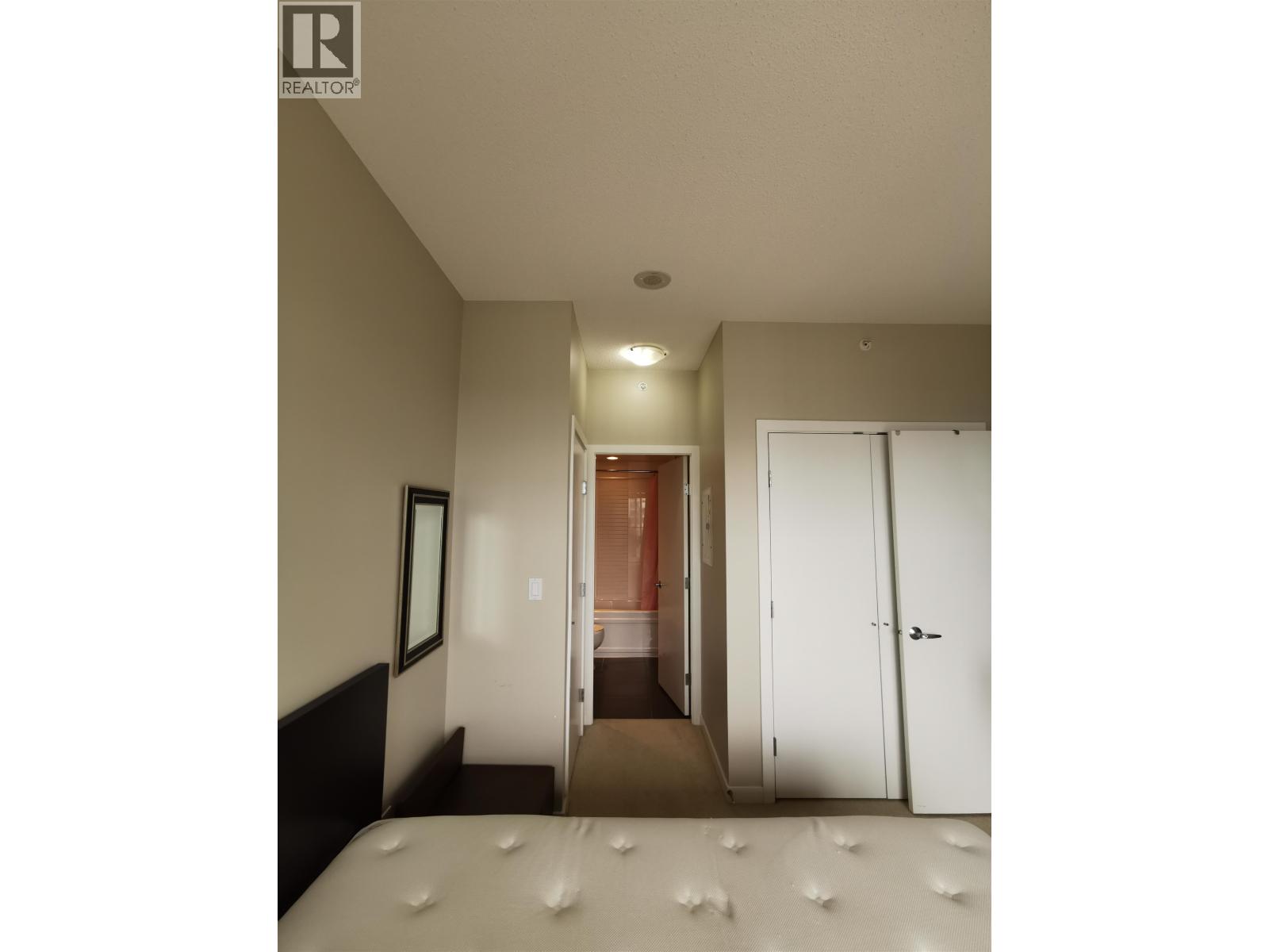 7088 Salisbury Avenue, Burnaby, British Columbia V5E 0A2 - Photo 5 - R3072014