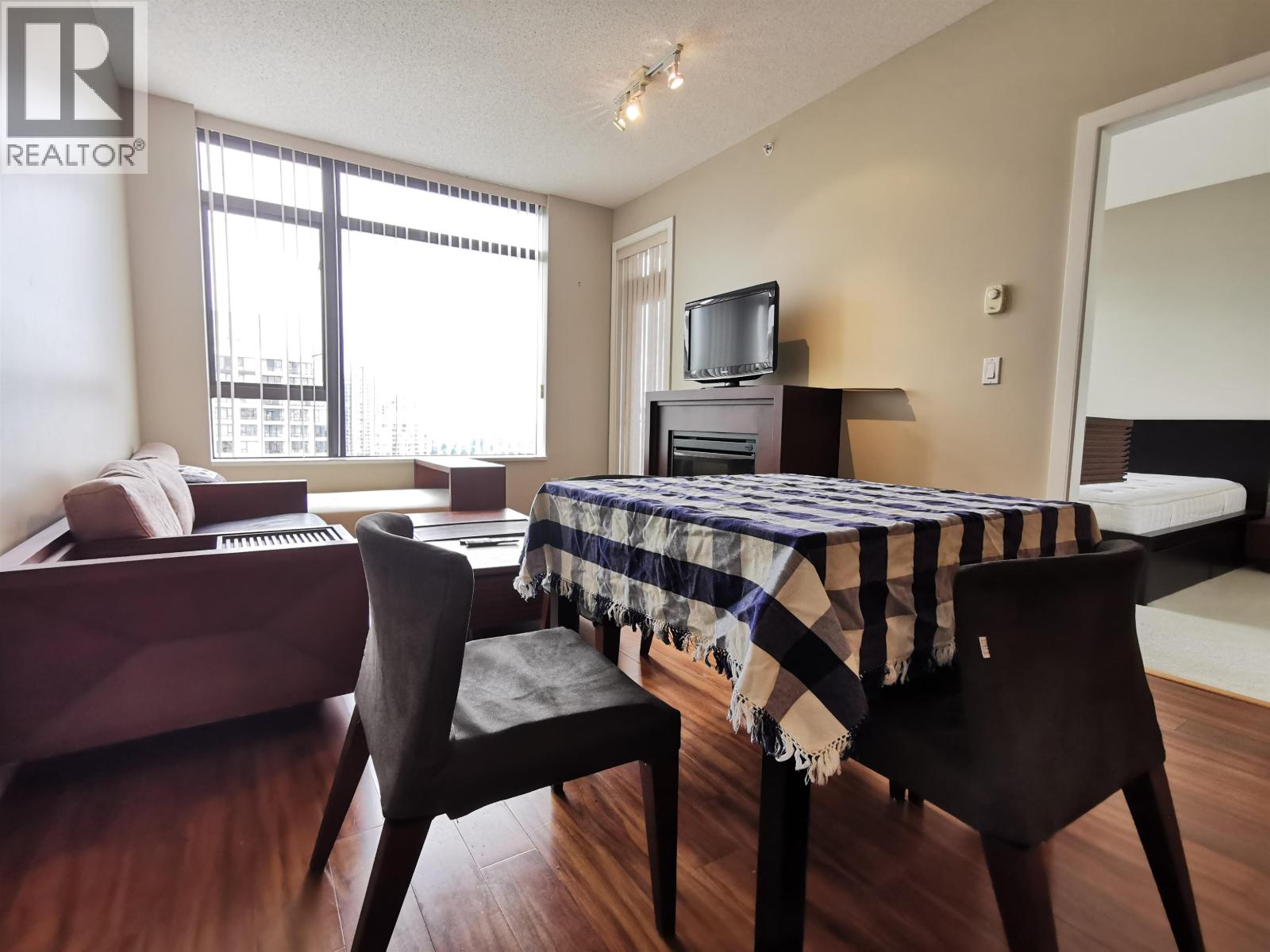 7088 Salisbury Avenue, Burnaby, British Columbia V5E 0A2 - Photo 8 - R3072014