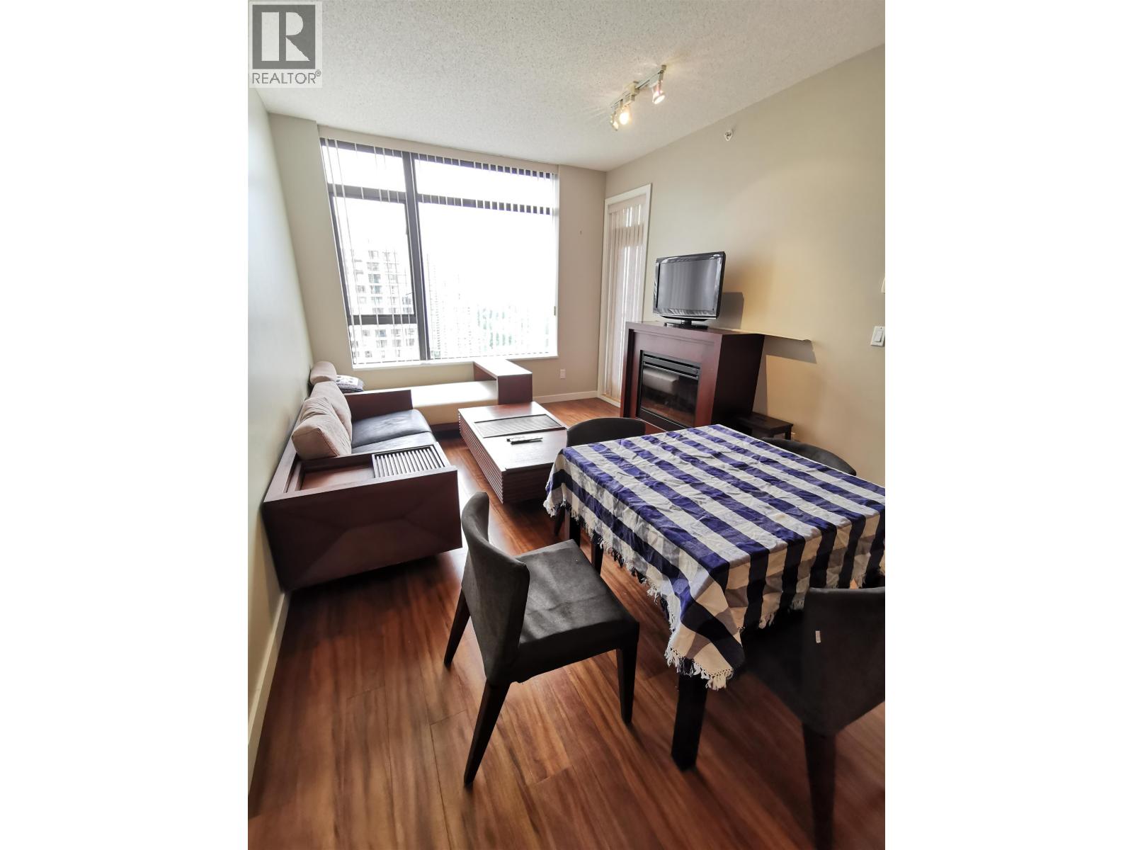 7088 Salisbury Avenue, Burnaby, British Columbia V5E 0A2 - Photo 9 - R3072014