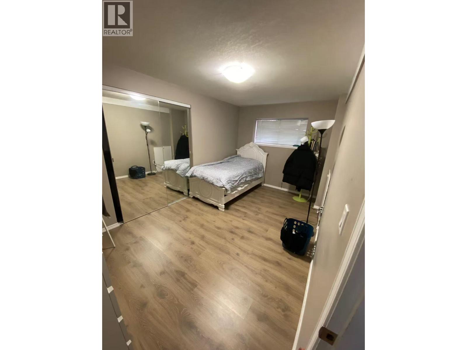 Ground-Level 7192 Paulus Crescent, Burnaby, British Columbia  V5A 1P3 - Photo 6 - R3072017