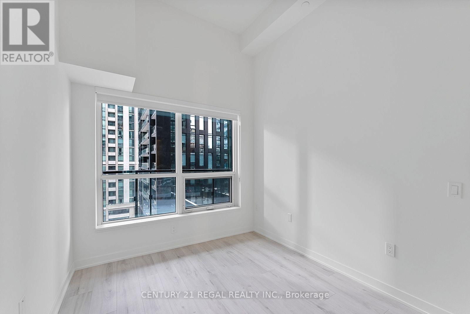 1303 - 110 Broadway Avenue, Toronto, Ontario  M4P 1V7 - Photo 10 - C12599572