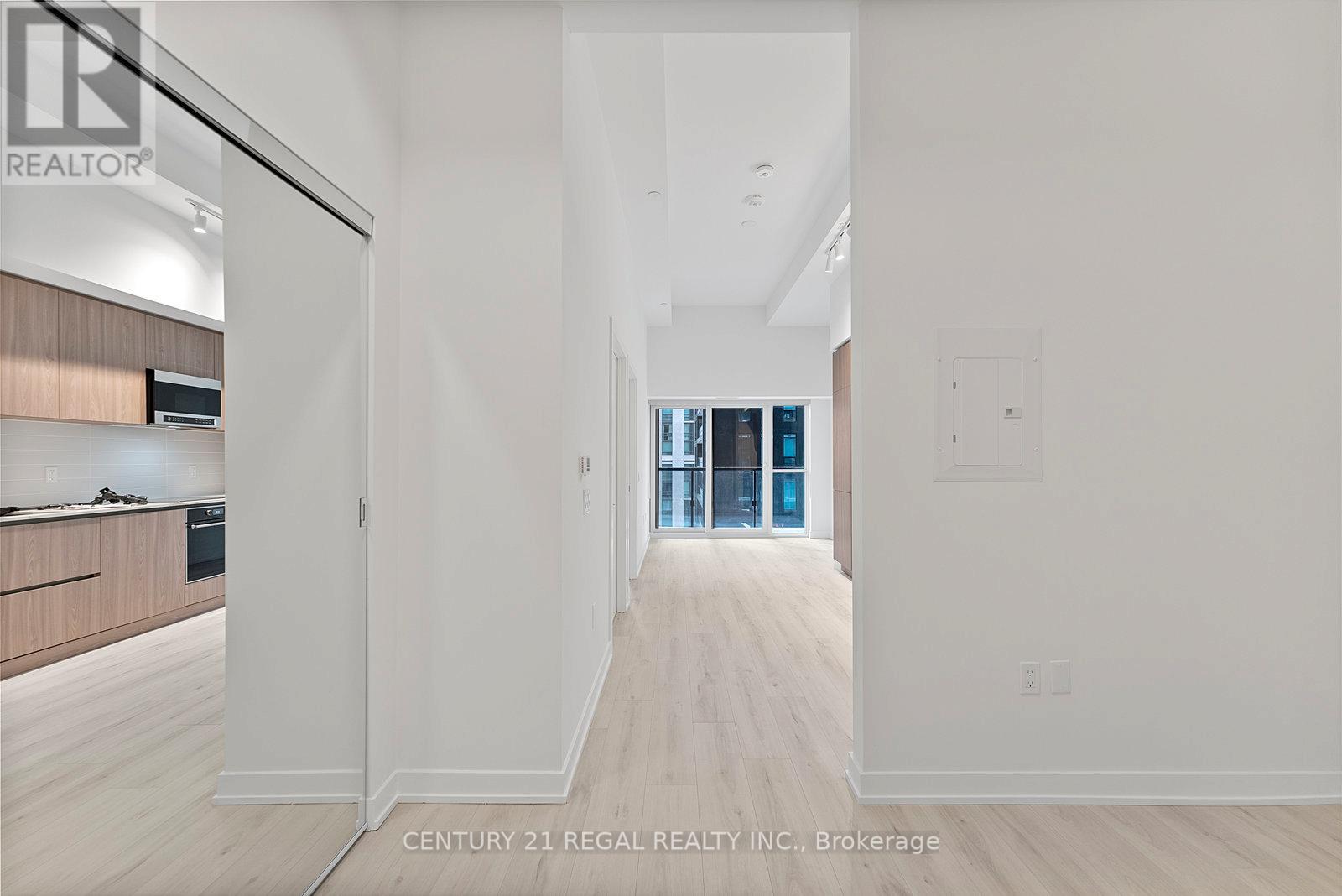 1303 - 110 Broadway Avenue, Toronto, Ontario  M4P 1V7 - Photo 2 - C12599572