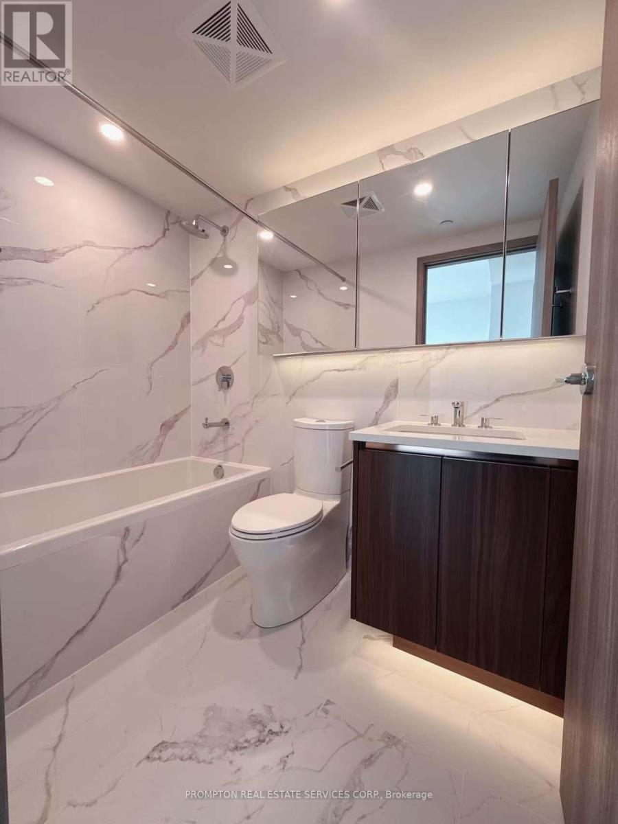 7302 - 3 Concord Cityplace Way, Toronto, Ontario  M5V 0X4 - Photo 15 - C12599594