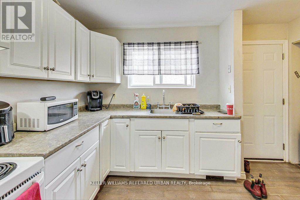 310 Ormond Drive, Oshawa, Ontario  L1K 1J2 - Photo 13 - E12599564