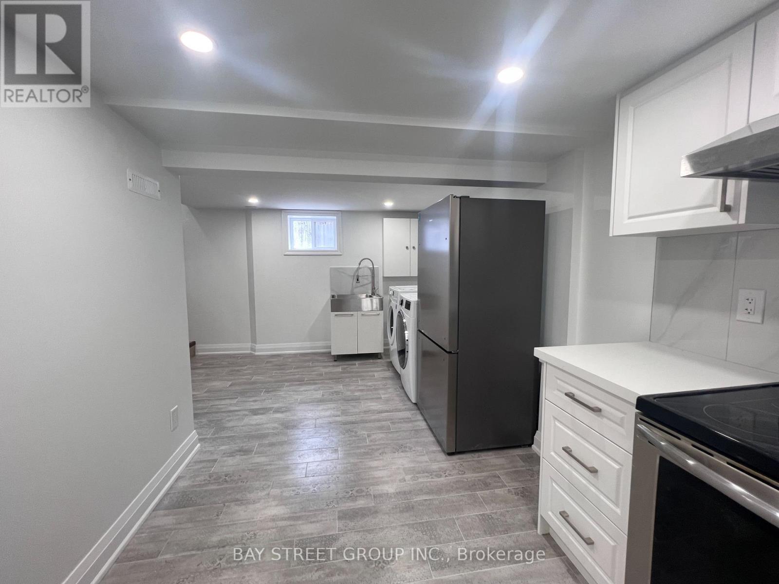 Bsmt - 1347 Victoria Park Avenue, Toronto, Ontario  M4B 2L5 - Photo 10 - E12599598