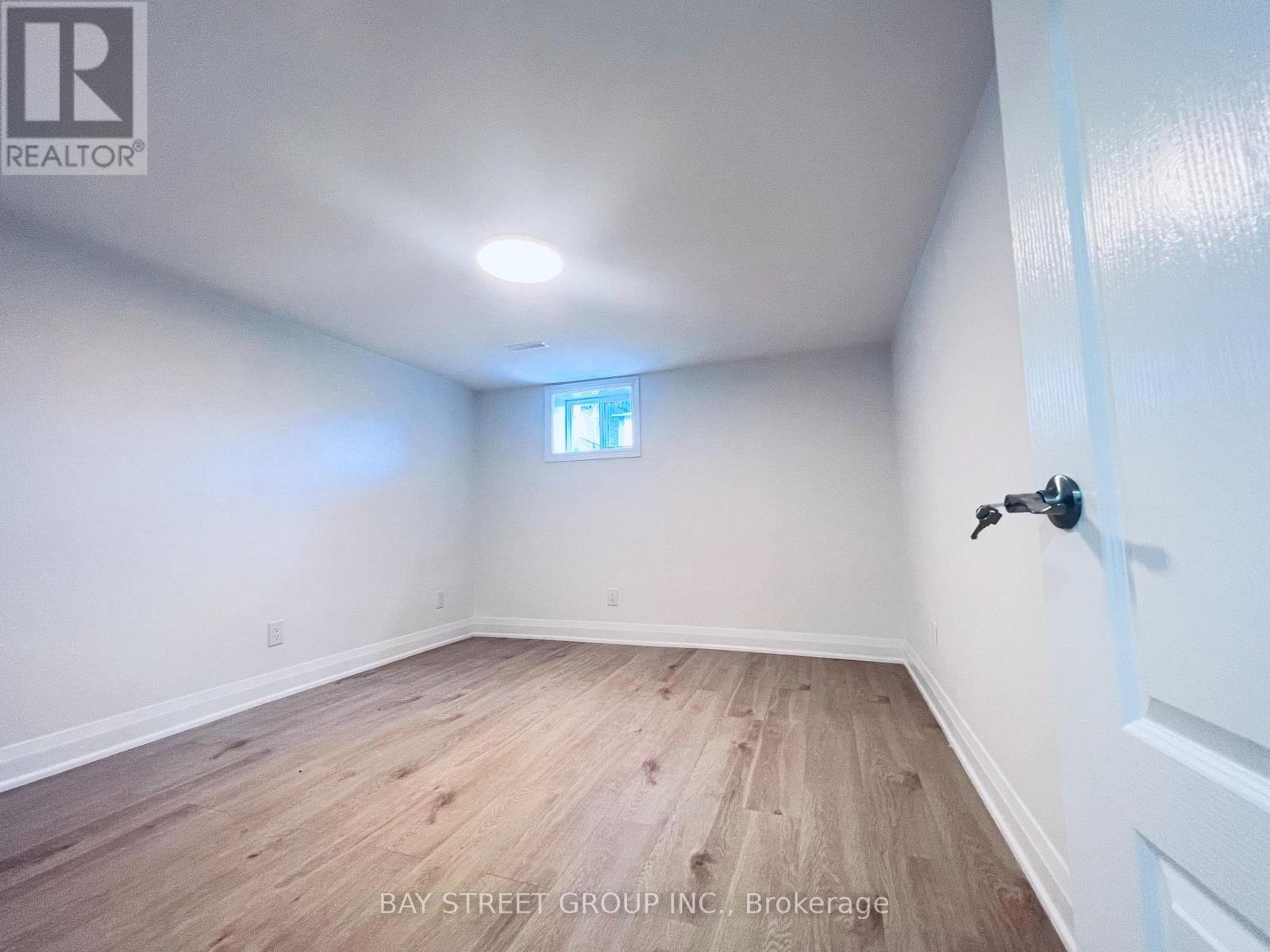 Bsmt - 1347 Victoria Park Avenue, Toronto, Ontario  M4B 2L5 - Photo 15 - E12599598