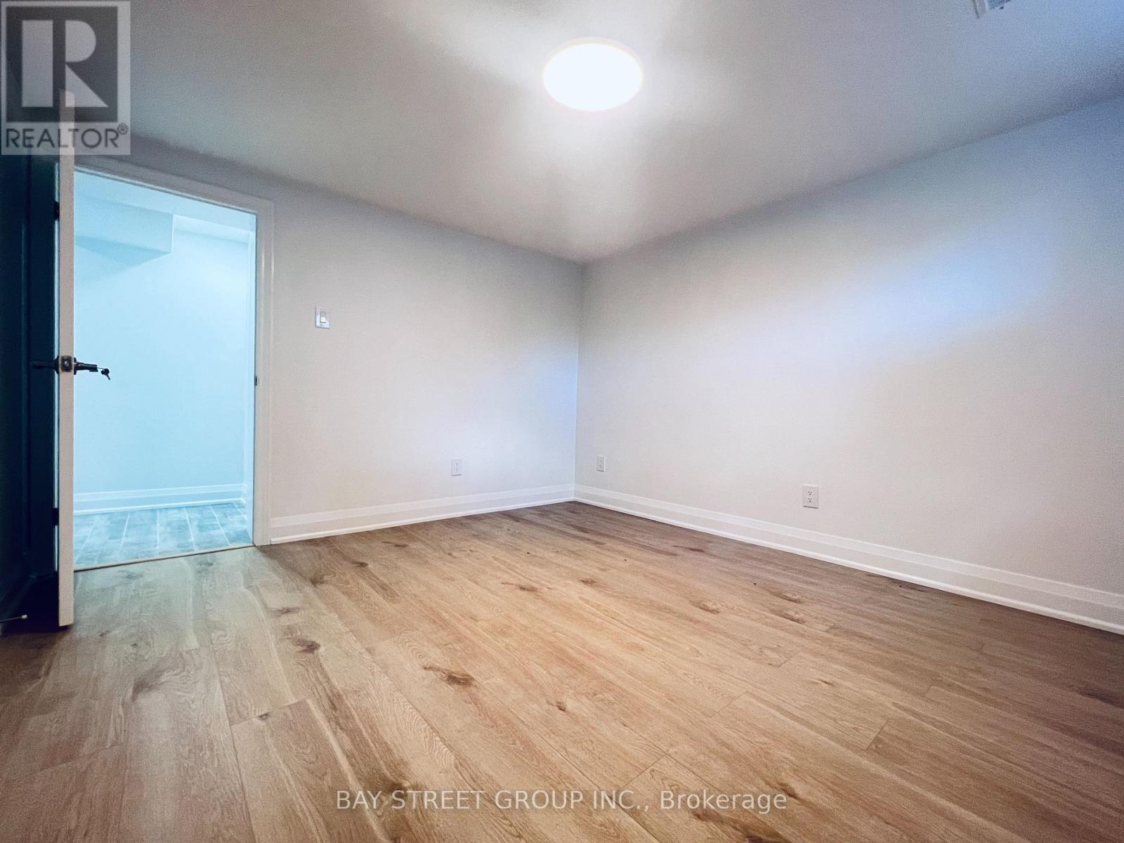 Bsmt - 1347 Victoria Park Avenue, Toronto, Ontario  M4B 2L5 - Photo 16 - E12599598