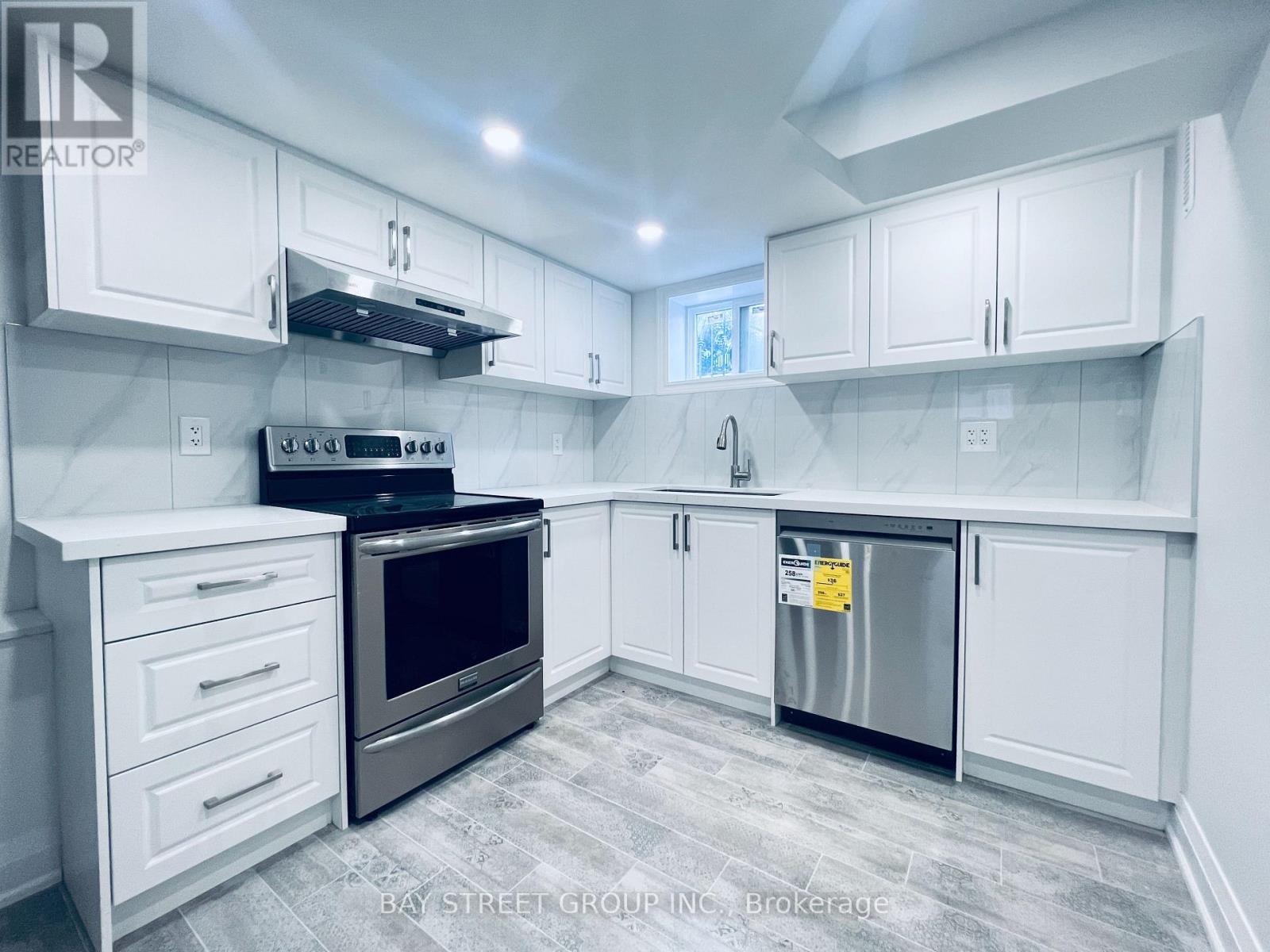 Bsmt - 1347 Victoria Park Avenue, Toronto, Ontario  M4B 2L5 - Photo 9 - E12599598