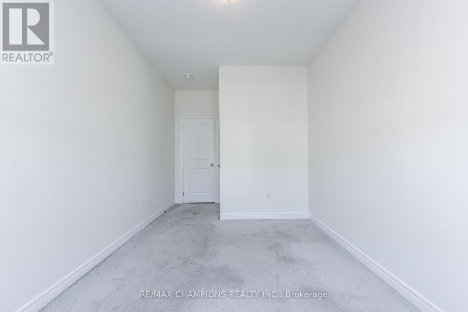 121 Adventura Road, Brampton, Ontario  L7A 0B7 - Photo 34 - W12598638