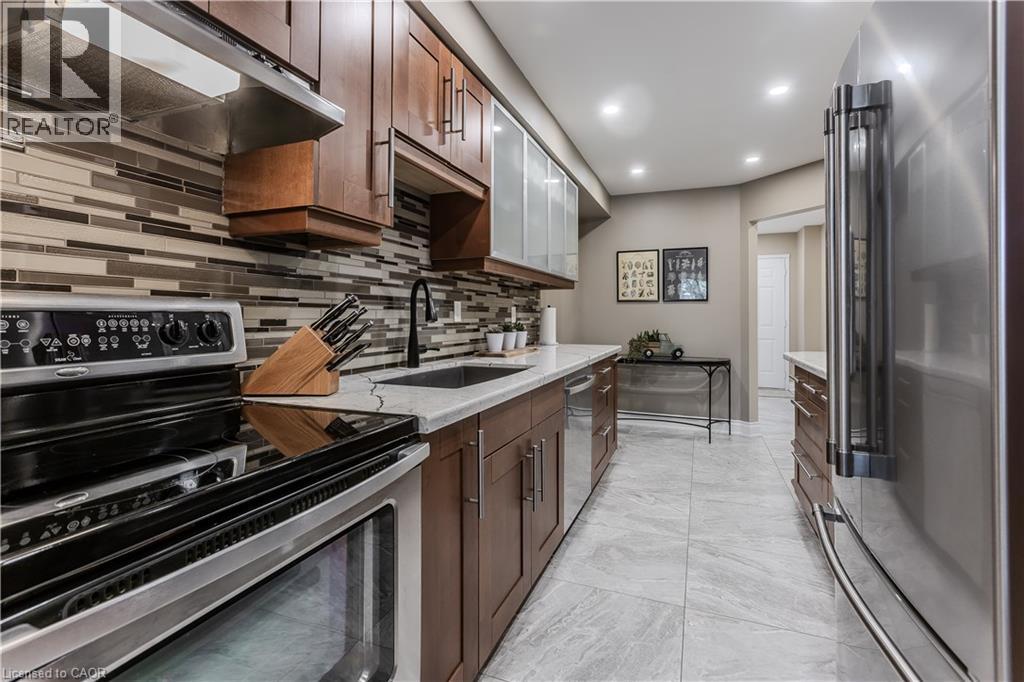 1415 Hazelton Boulevard Unit# 23, Burlington, Ontario  L7P 4W6 - Photo 6 - 40791201