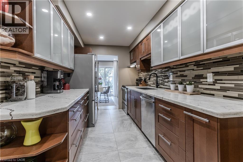 1415 Hazelton Boulevard Unit# 23, Burlington, Ontario  L7P 4W6 - Photo 7 - 40791201