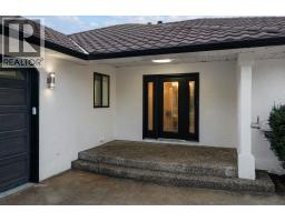 1760 Camp Road Lake Country South West, Lake Country, Ca