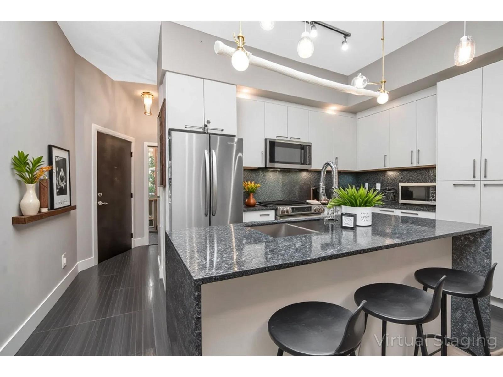 C410 20211 66 Avenue, Langley, British Columbia  V2Y 0L4 - Photo 1 - R3069010