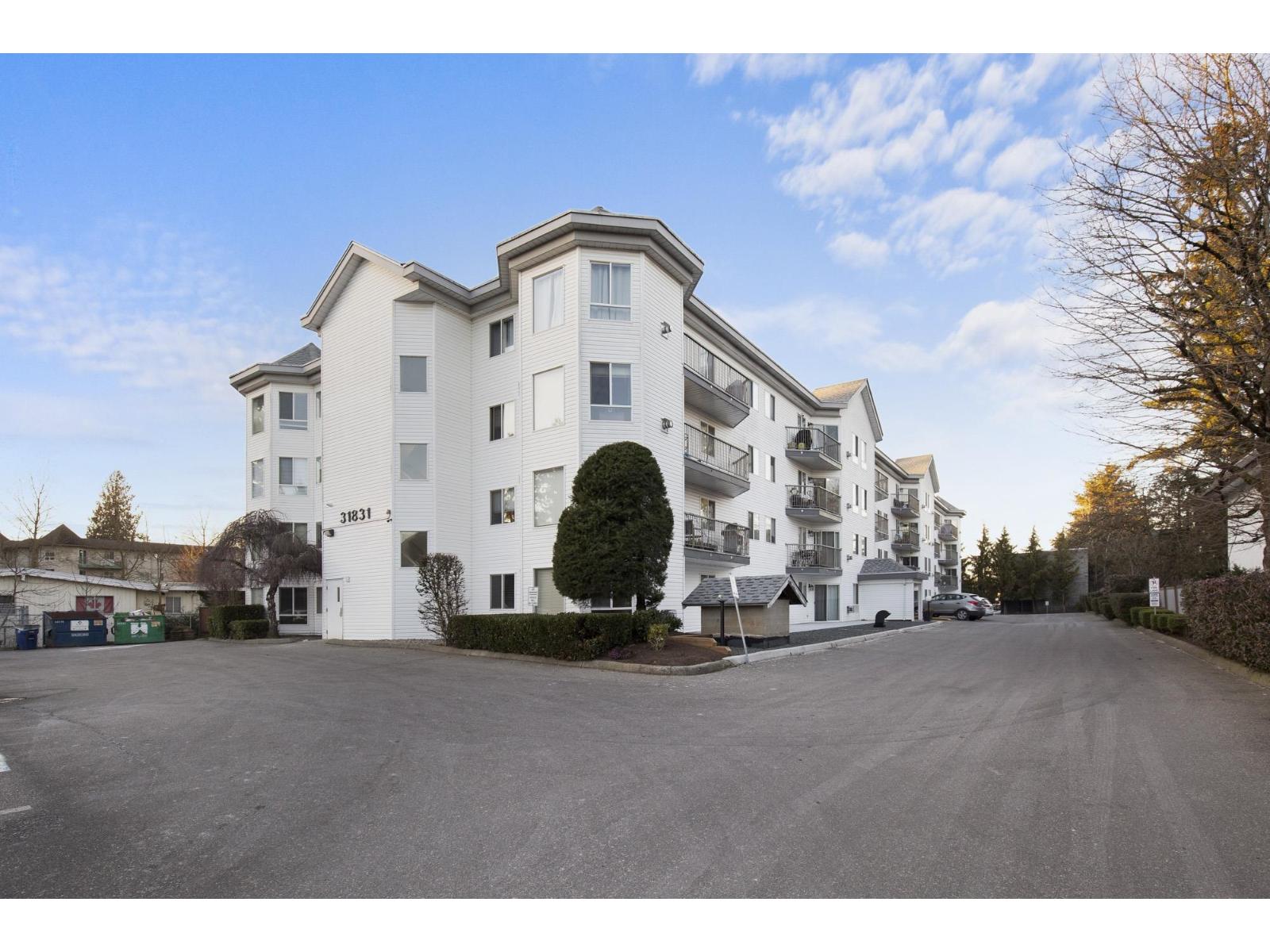 309 31831 Peardonville Road, Abbotsford, British Columbia  V2T 1L5 - Photo 1 - R3071900