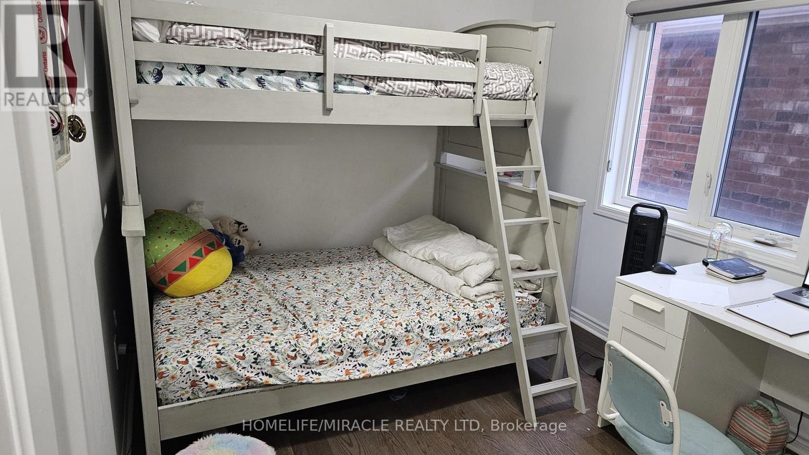 35 Stedford Crescent, Brampton, Ontario  L7A 4P5 - Photo 15 - W12599562