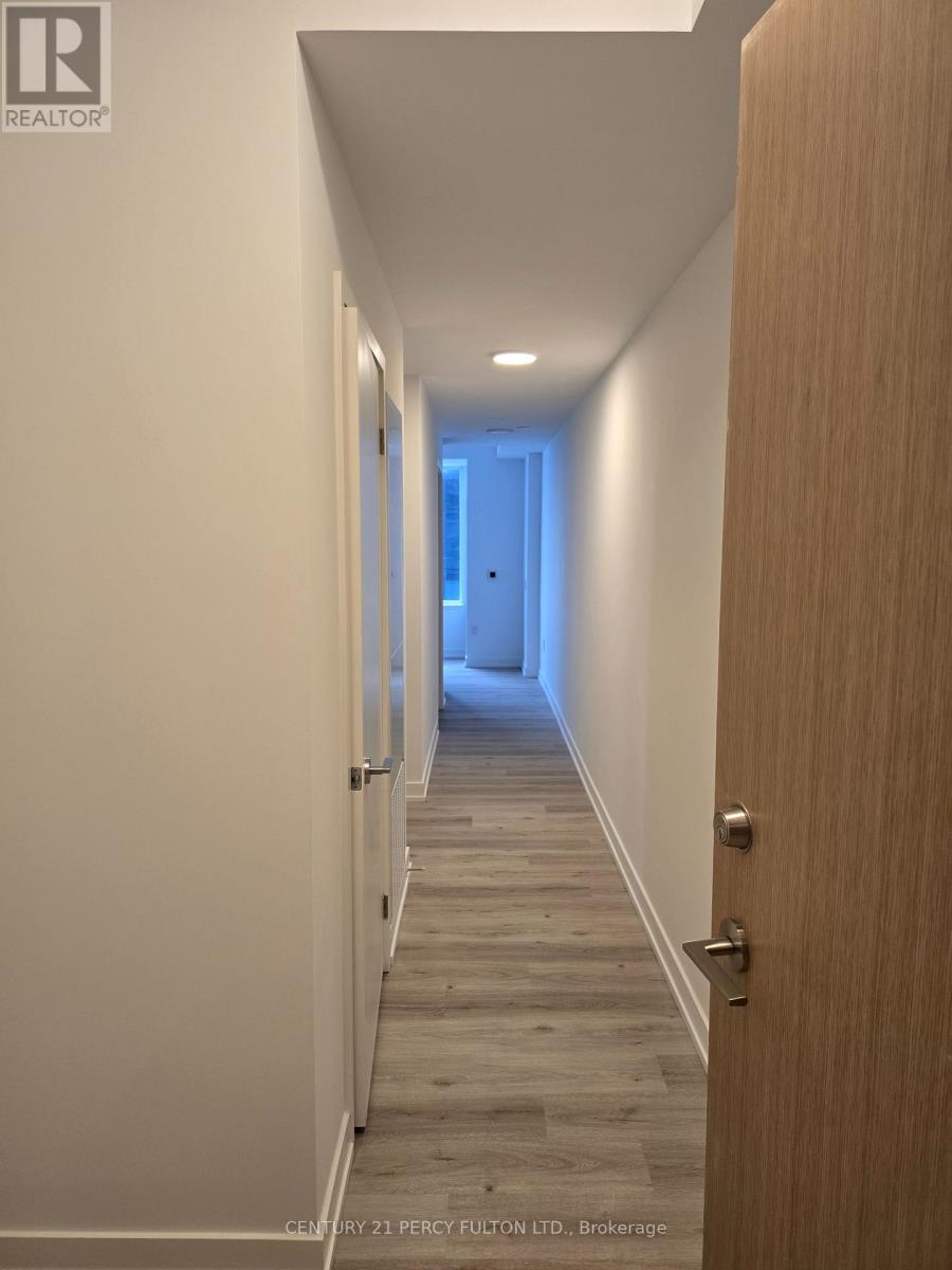 2810 - 395 Square One Drive, Mississauga, Ontario  L5B 0P6 - Photo 3 - W12599580