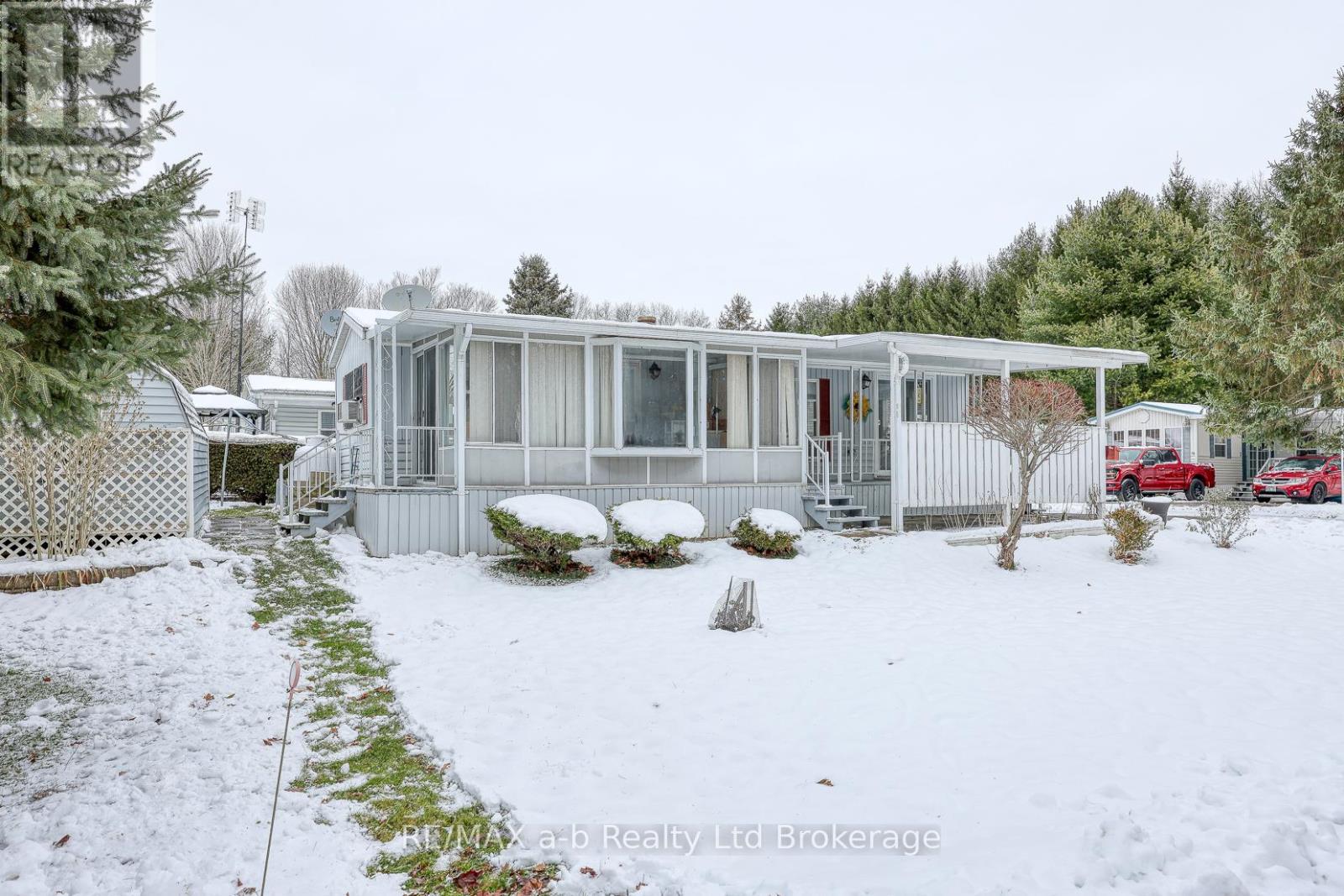 33 Linda Lane - 592968 County Road 13 Road, Norwich, Ontario  N0J 1P0 - Photo 21 - X12599634