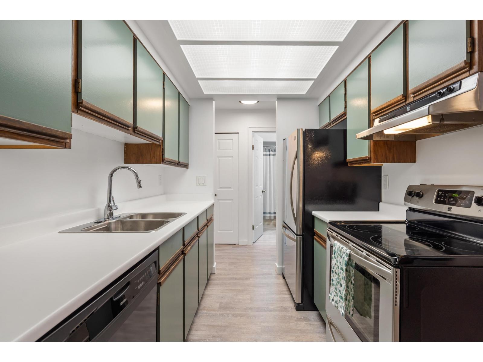 307 2684 Mccallum Road, Abbotsford, British Columbia  V2S 6V7 - Photo 1 - R3059803