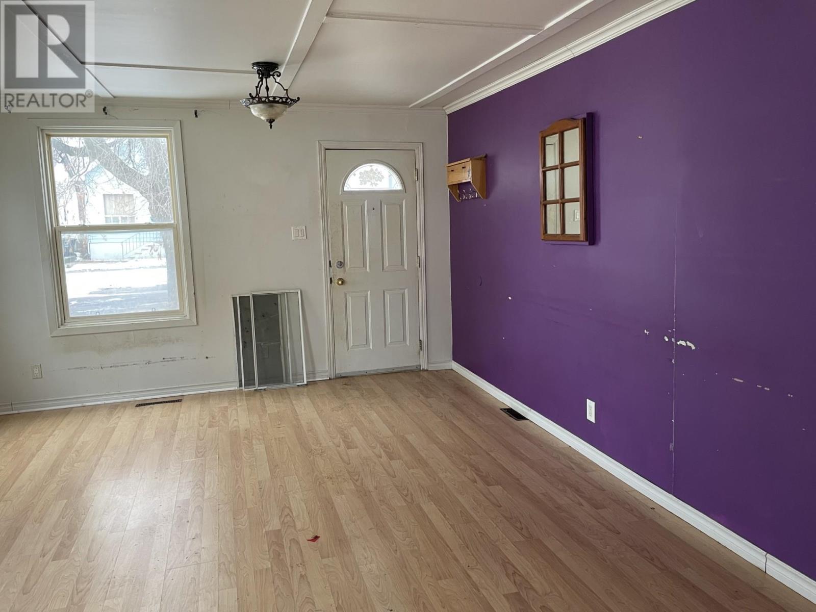 216 Mcintyre St, Thunder Bay, Ontario  P7A 3B4 - Photo 4 - TB253570