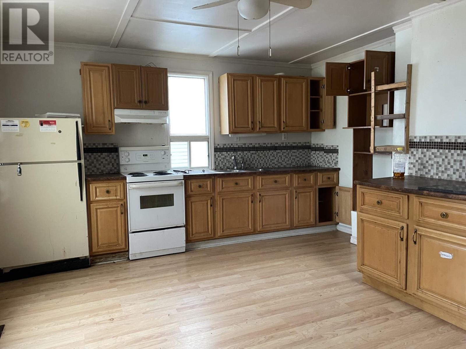 216 Mcintyre St, Thunder Bay, Ontario  P7A 3B4 - Photo 3 - TB253570