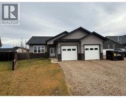 9513 108b Street, La Crete, Ca