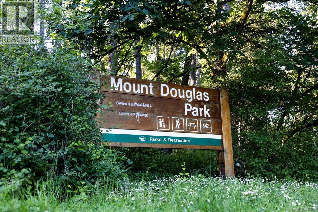 4-203 4201 Tyndall Ave, Saanich, British Columbia  V8N 3R9 - Photo 8 - 986389