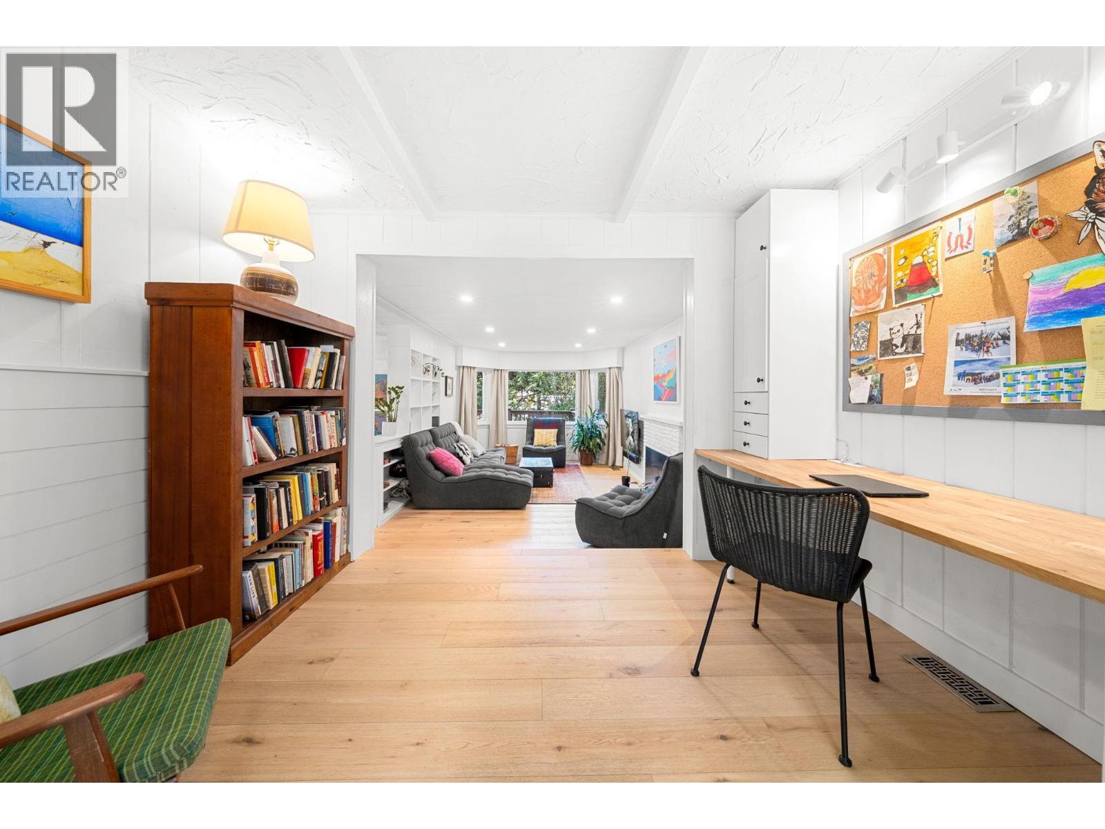 2052 Capilano Road, North Vancouver, British Columbia  V7P 3B8 - Photo 12 - R3069245