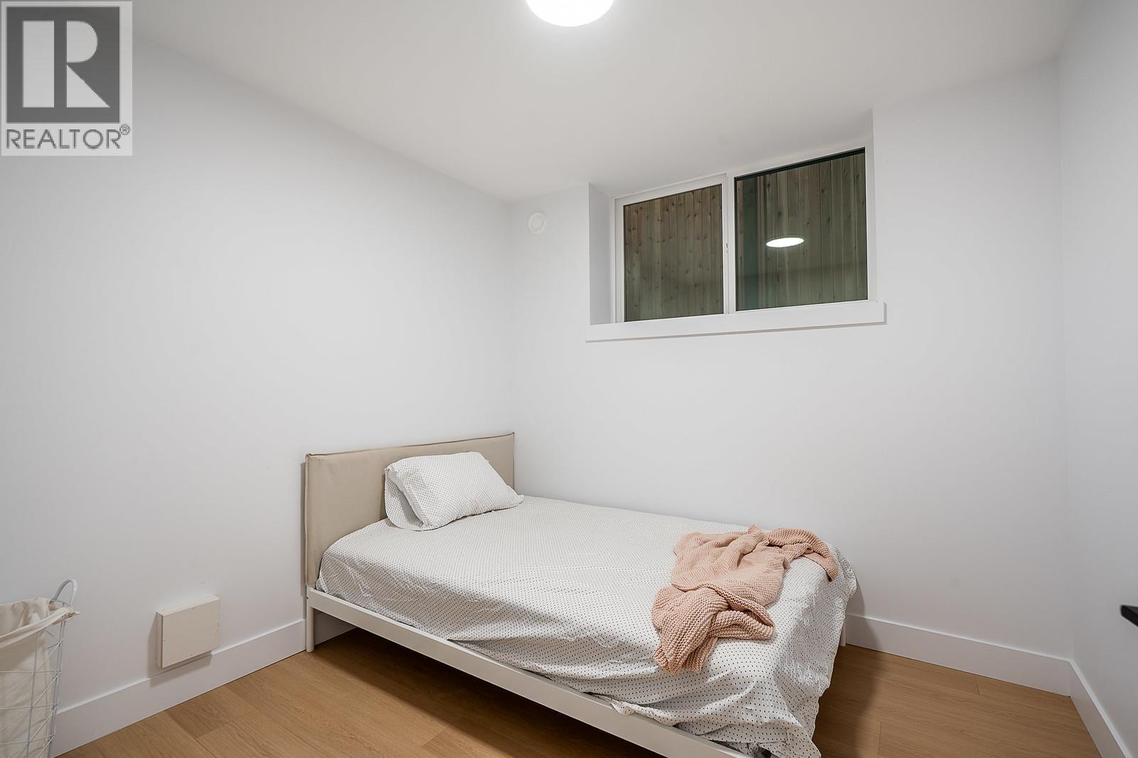 4557 Parker Street, Burnaby, British Columbia  V5C 3E1 - Photo 33 - R3071884