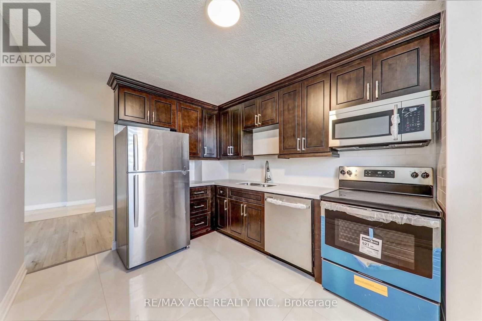 1708 - 100 Wingarden Court, Toronto, Ontario M1B 2P4 - Photo 13 - E12599614