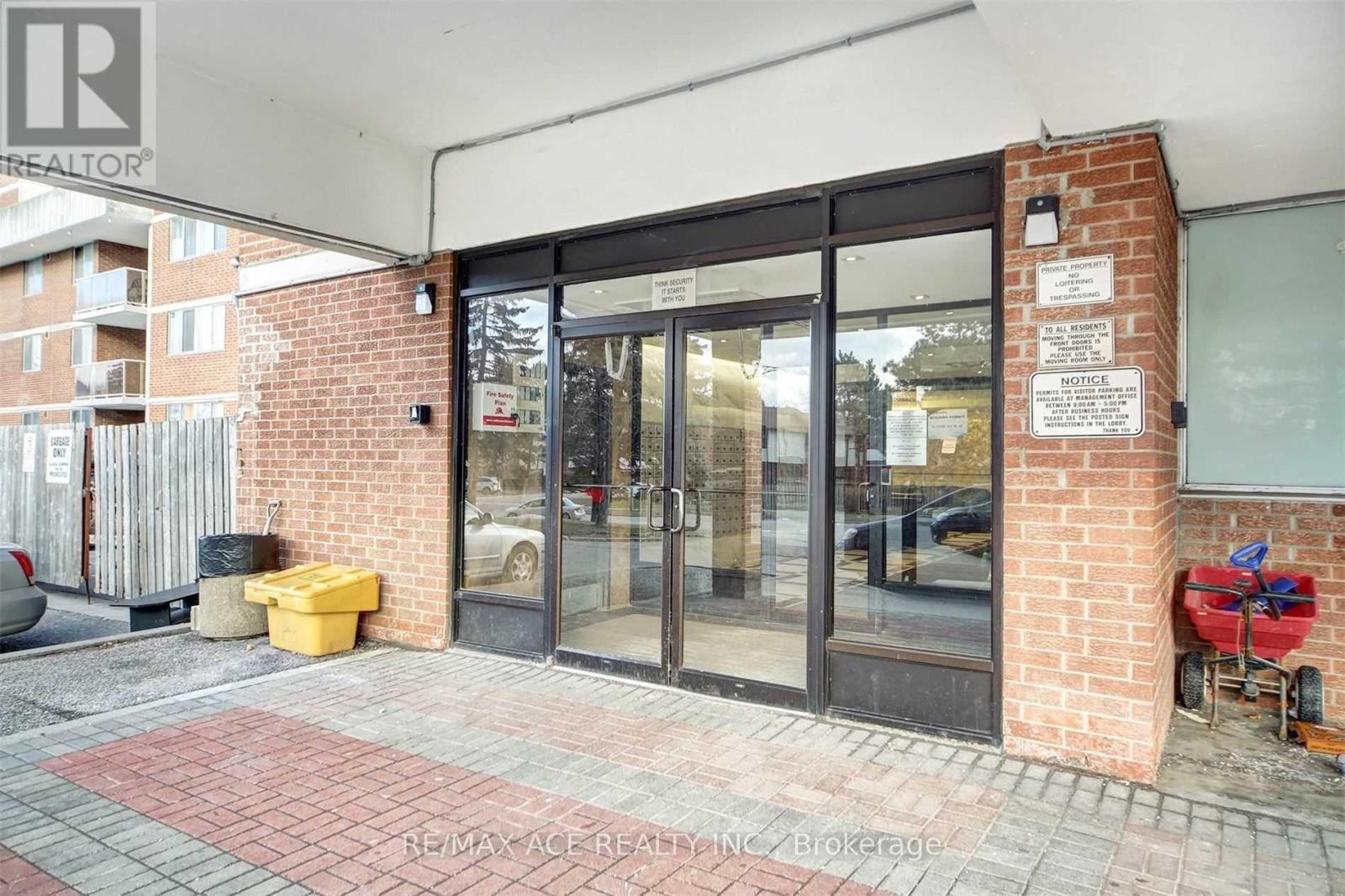 1708 - 100 Wingarden Court, Toronto, Ontario M1B 2P4 - Photo 3 - E12599614