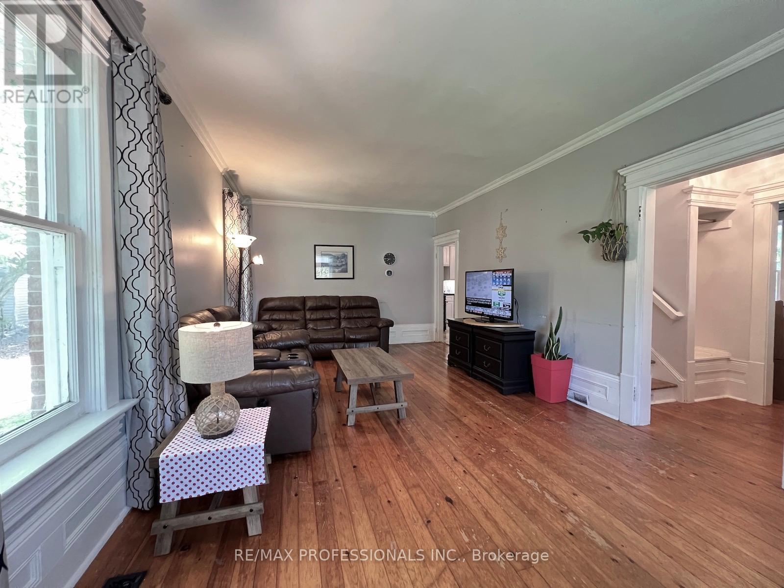 5057 Old Brock Road, Pickering, Ontario L1Y 1B3 - Photo 13 - E12599636