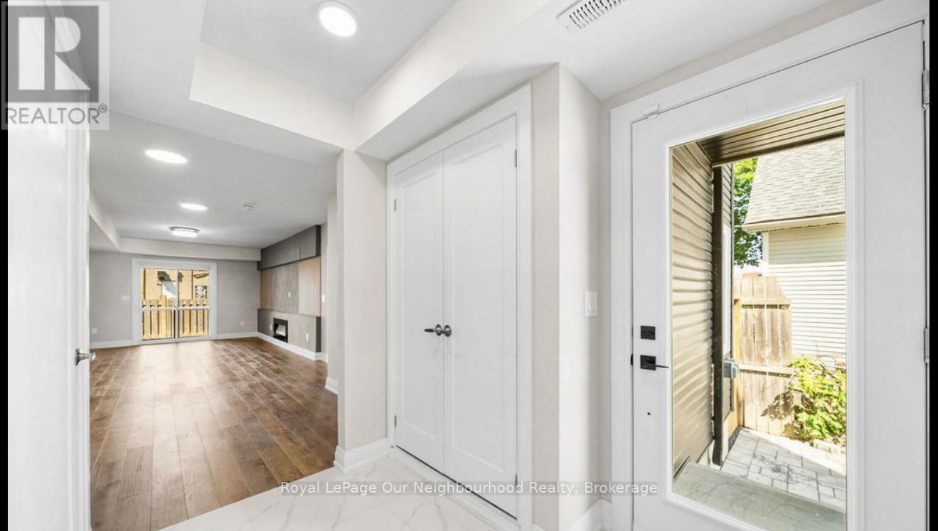 A - 146 Celina Street, Oshawa, Ontario L1H 4N5 - Photo 4 - E12599644