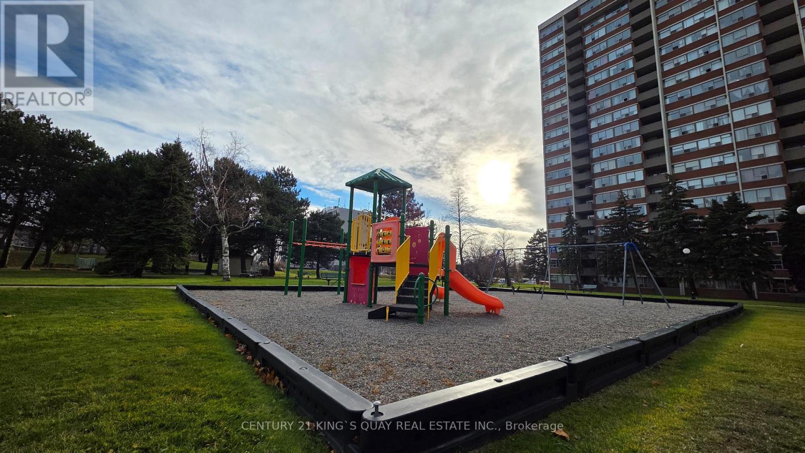 1405 - 25 Silver Springs Boulevard, Toronto, Ontario  M1V 1M9 - Photo 11 - E12599646