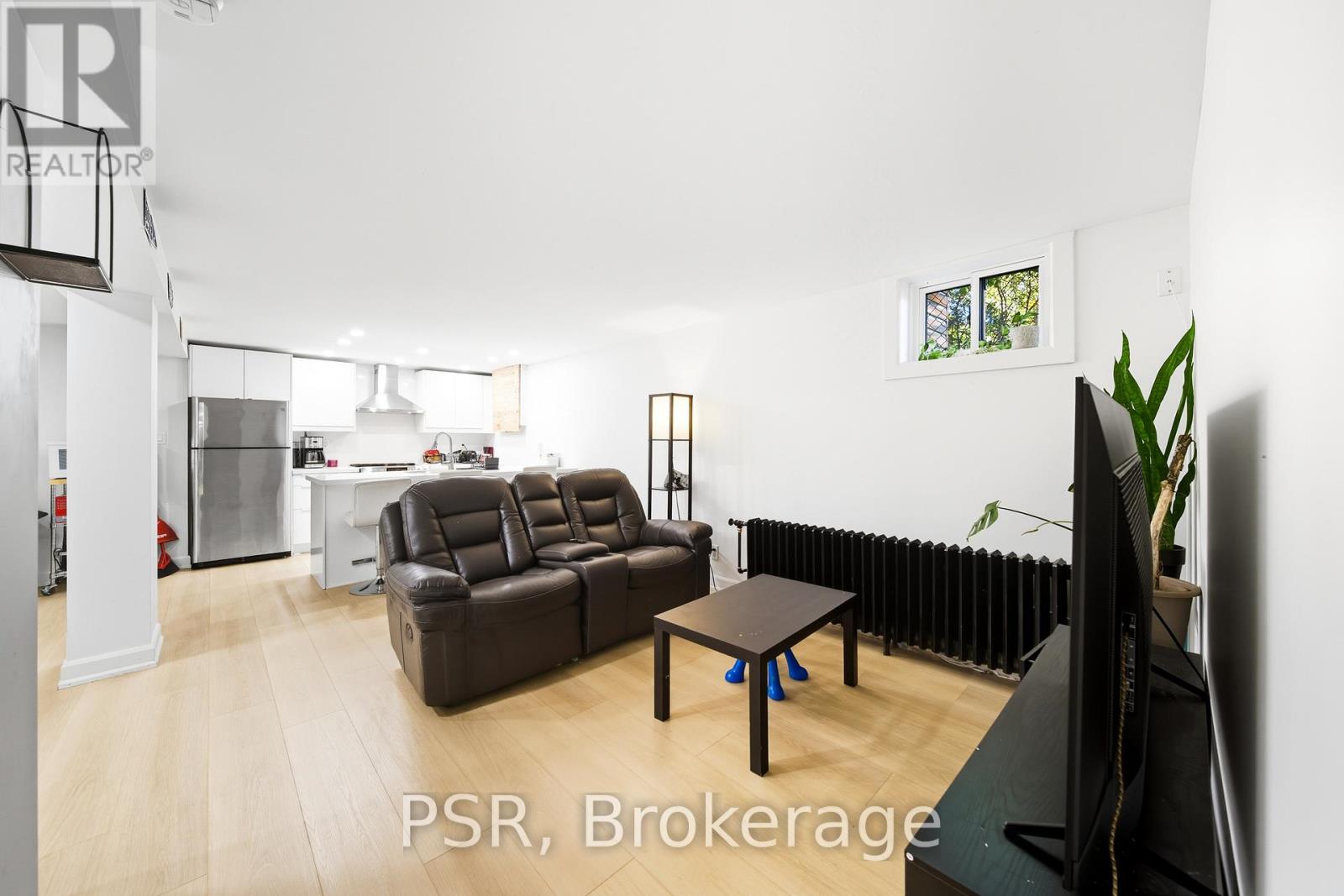 Lower - 25 Knight Street, Toronto, Ontario M4C 3K8 - Photo 4 - E12599662