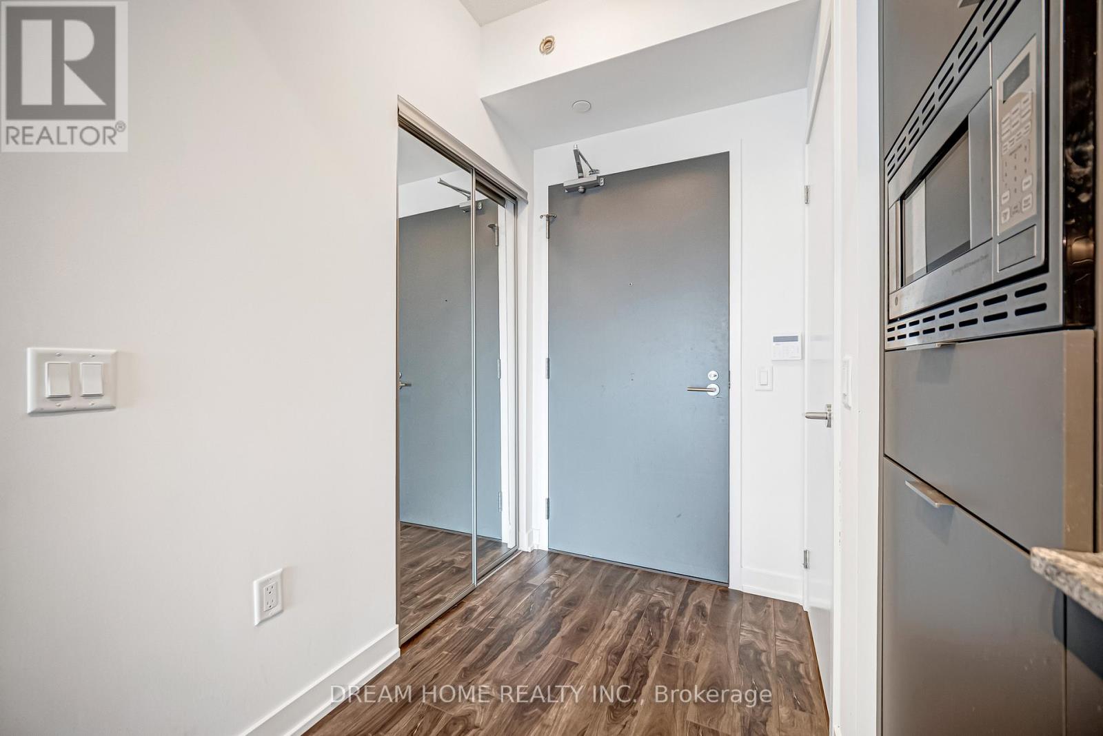 403 - 50 O'neill Road, Toronto, Ontario M3C 0R1 - Photo 7 - C12477449