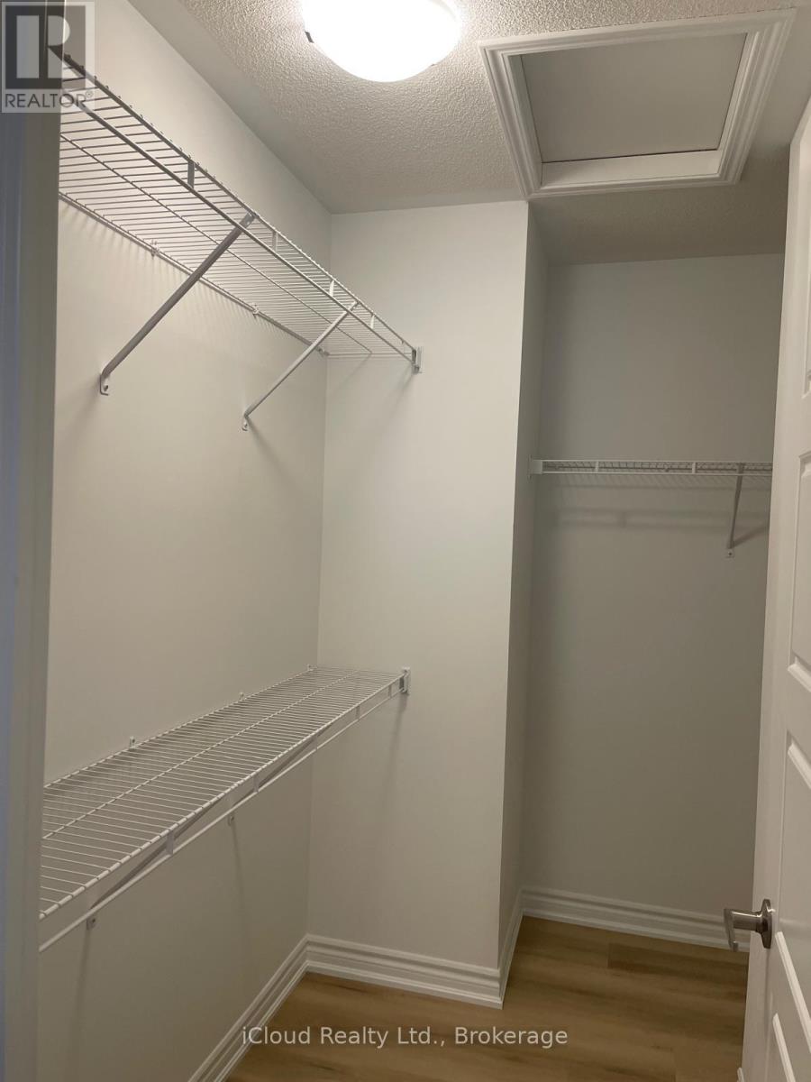 4 Vinewood Crescent, Barrie, Ontario  L2S 3W6 - Photo 13 - S12458503