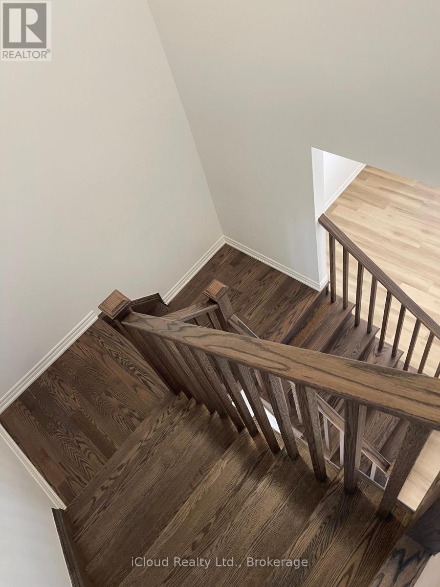 4 Vinewood Crescent, Barrie, Ontario  L2S 3W6 - Photo 21 - S12458503