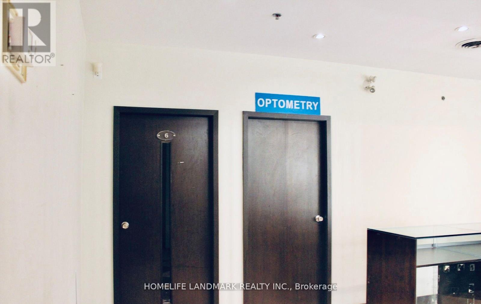 14 - 9425 Leslie Street, Richmond Hill, Ontario L4B 3N7 - Photo 8 - N12599606