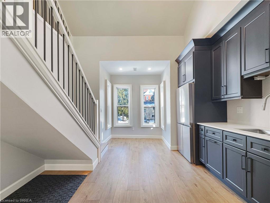 45 Sydenham Street Unit# 1, Woodstock, Ontario N4S 7B3 - Photo 4 - 40791990