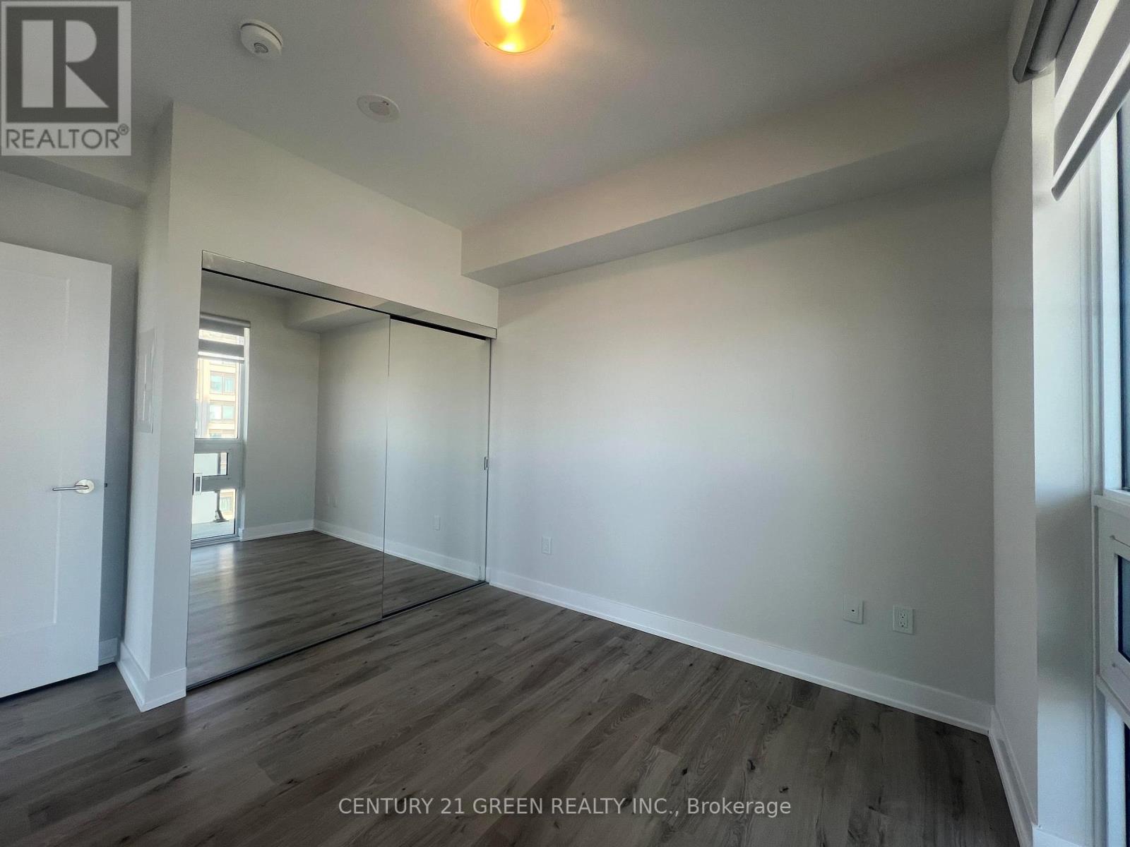 3203 - 430 Square One Drive, Mississauga, Ontario  L5B 0L6 - Photo 13 - W12598222